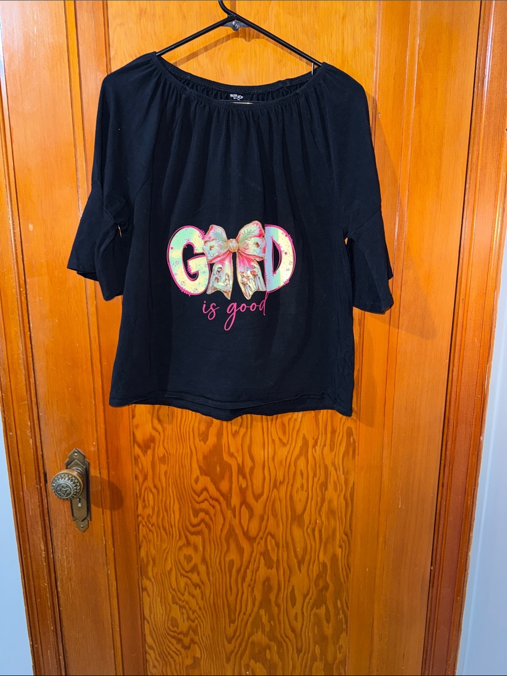 Workshop Women’s Black Graphic Scoop-Neck Top with Floral Bow Accent
